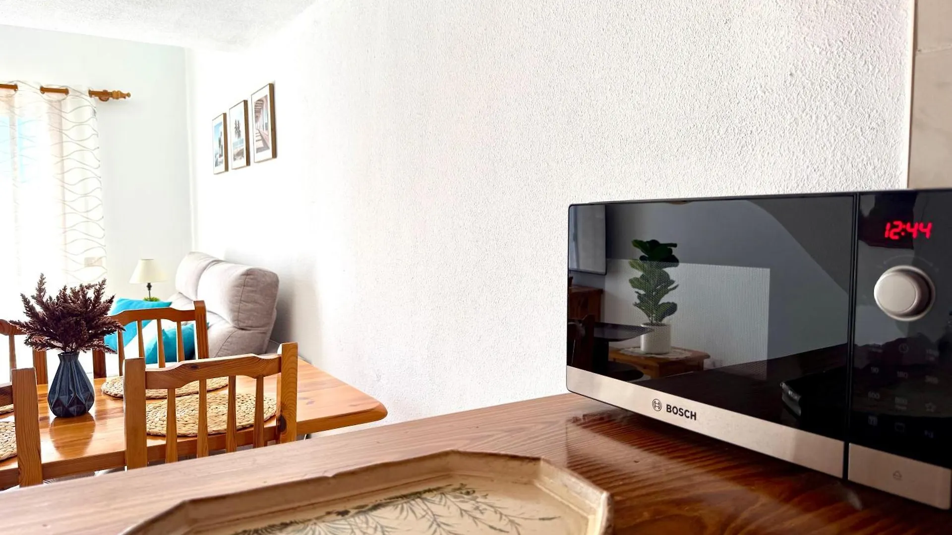Cozy Seaside Apartment 323 In Parque Santiago 2 Playa de las Americas